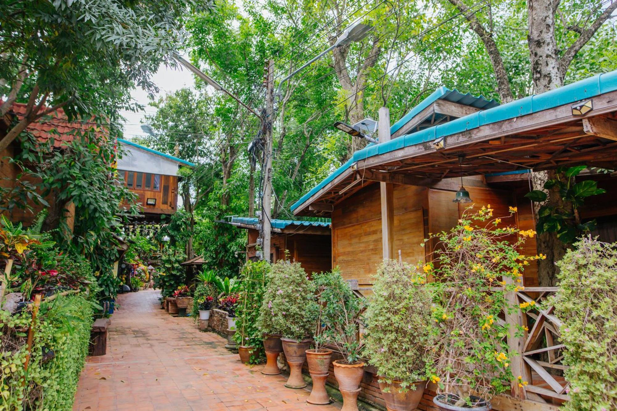 Klong Suan Plue Resort Phranakhonszi Ajutthaja Kültér fotó