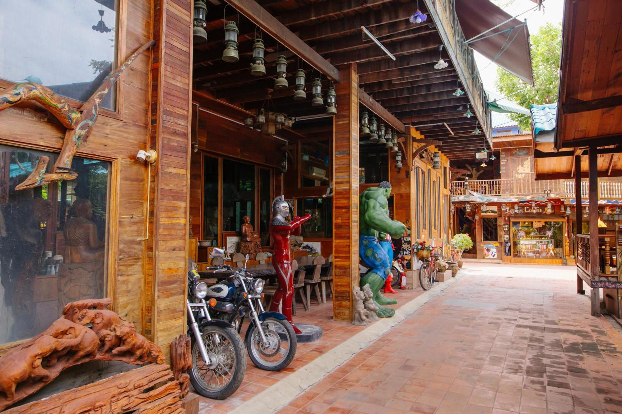Klong Suan Plue Resort Phranakhonszi Ajutthaja Kültér fotó