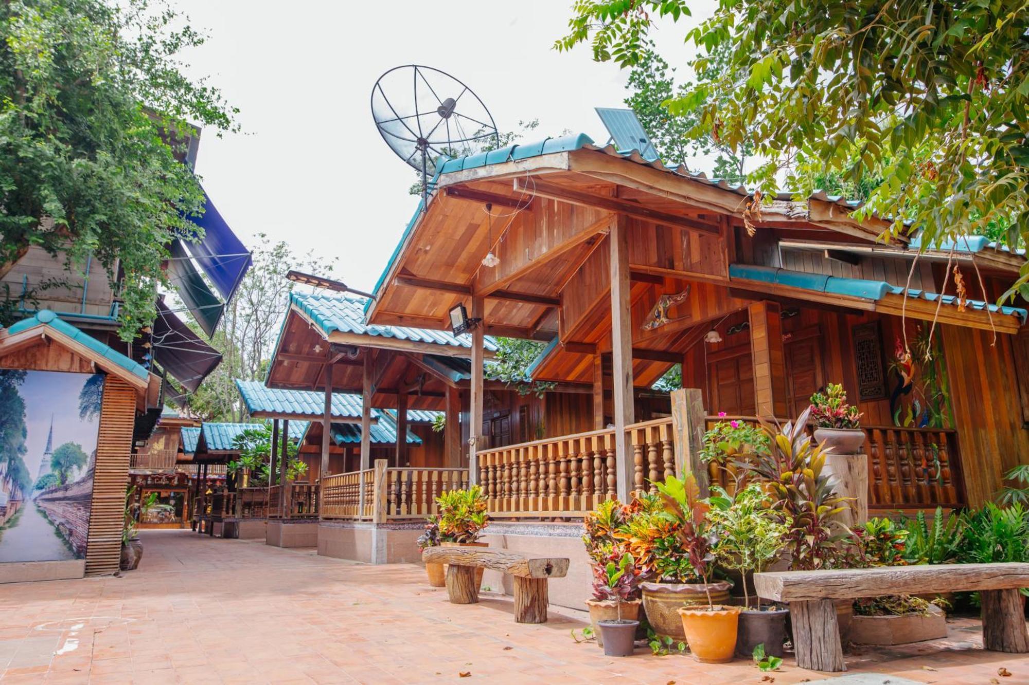 Klong Suan Plue Resort Phranakhonszi Ajutthaja Kültér fotó