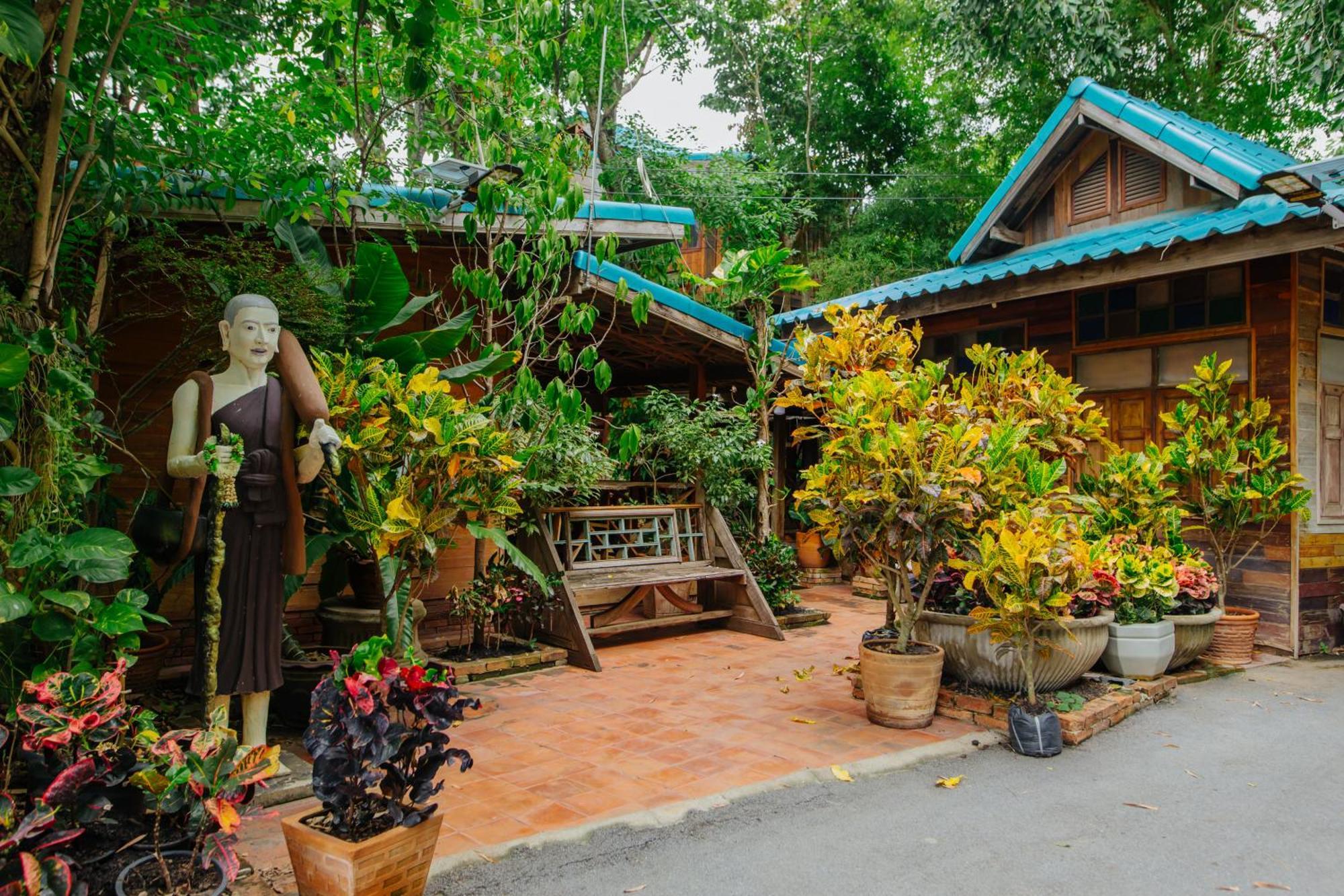 Klong Suan Plue Resort Phranakhonszi Ajutthaja Kültér fotó