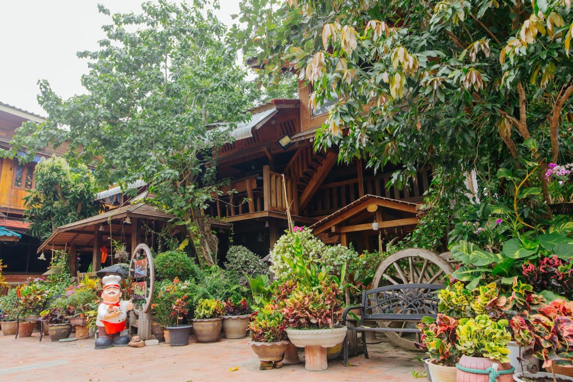 Klong Suan Plue Resort Phranakhonszi Ajutthaja Kültér fotó